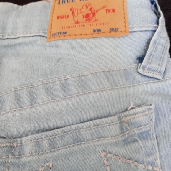 True Religion world tour child's 4T Geno Relaxed Slim lt wash denim shorts New - Picture 2 of 10